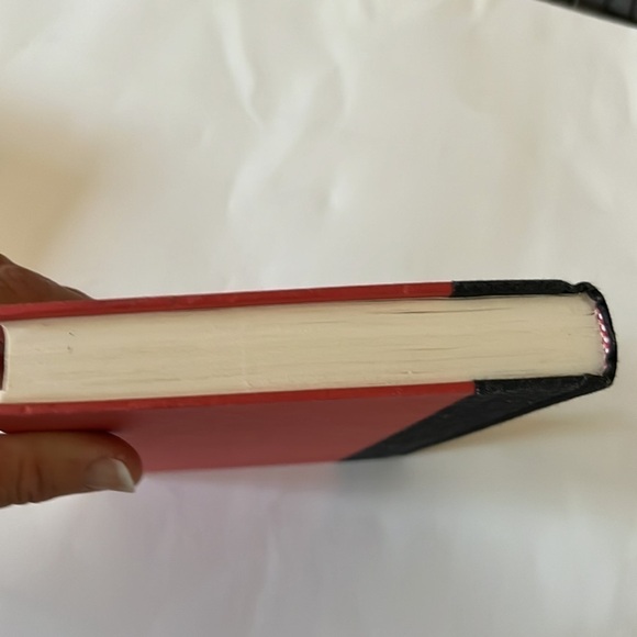 Book - Ordinary Women Extraordinary Sex - Picture 2 of 13